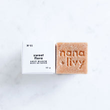 Load image into Gallery viewer, Sweet Flora Salt Block