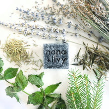 Load image into Gallery viewer, Charcoal Mint Salt Block