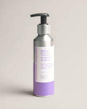 Load image into Gallery viewer, Moisture Leave-In Treatment 5 fl oz
